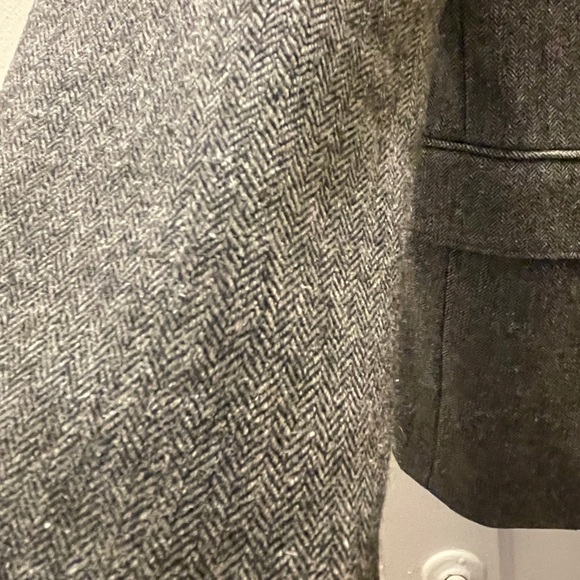 NWT Banana Republic Factory Herringbone Wool Blazer, 8P - Picture 5 of 10